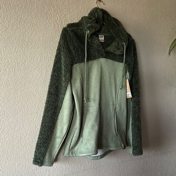 Life Integrity Earth Women's Green Hooded Sweater - Picture 9 of 10